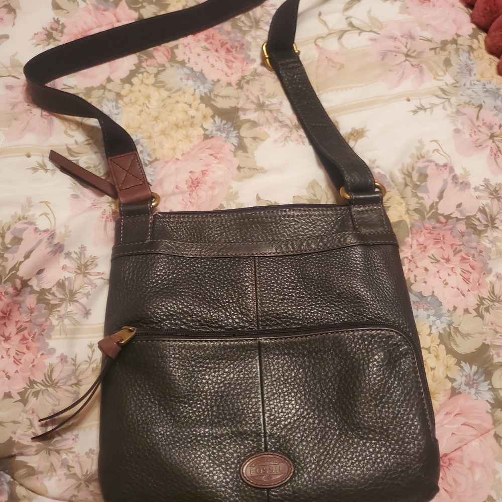 Fossil purse